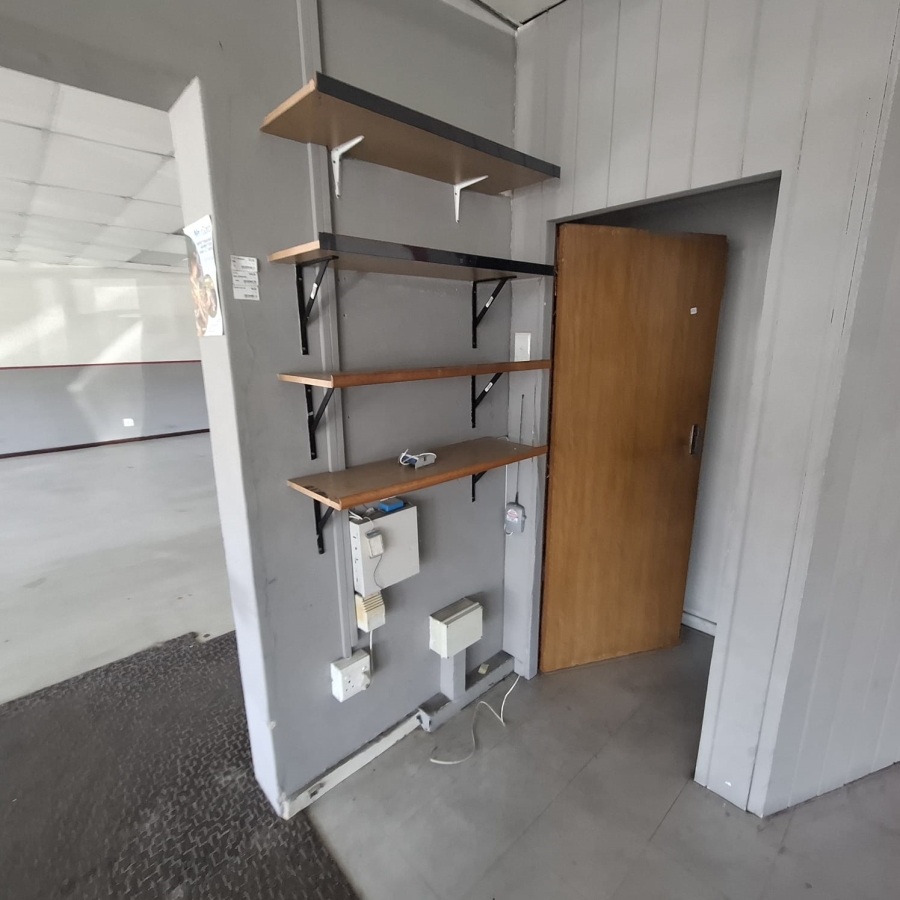 To Let commercial Property for Rent in Brackenfell Central Western Cape